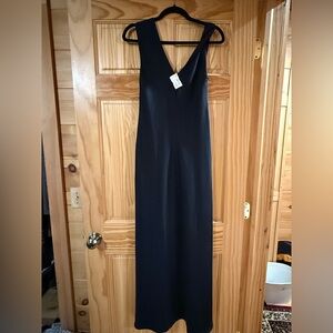 LESET Black Maxi Dress